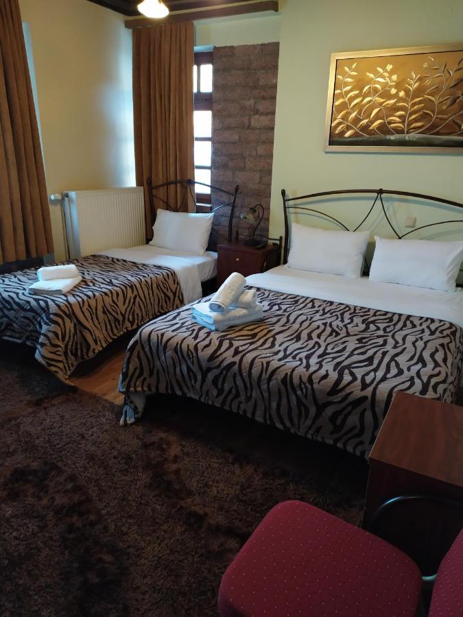Aggelon Katafygio Hotel Aszprángeli Kültér fotó